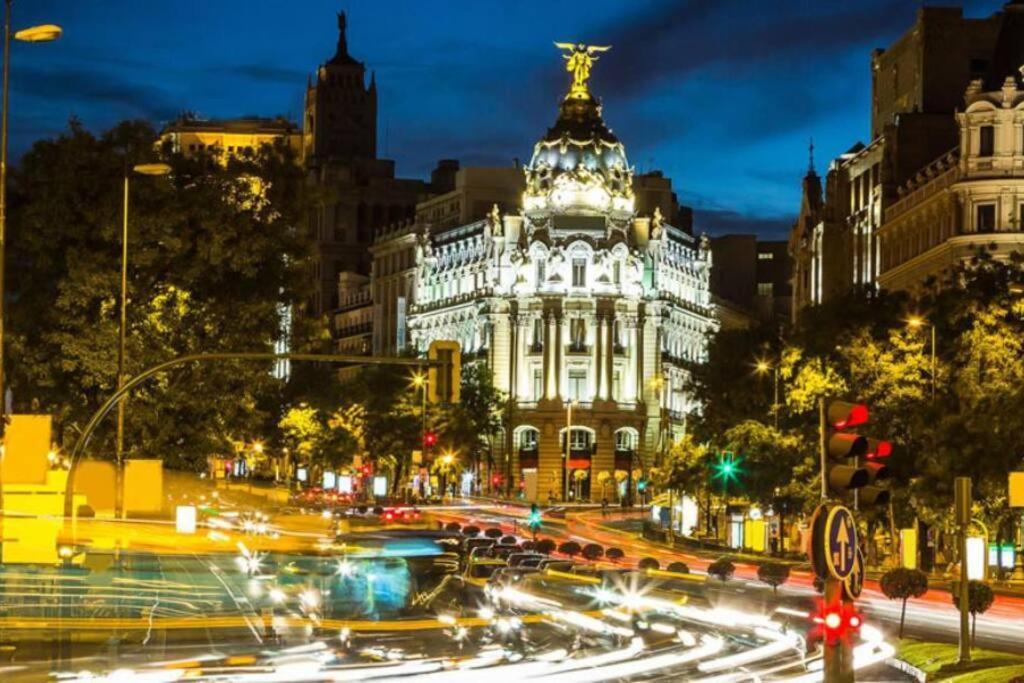 Piso De Lujo En Madrid Centro La Dolce Vita エクステリア 写真
