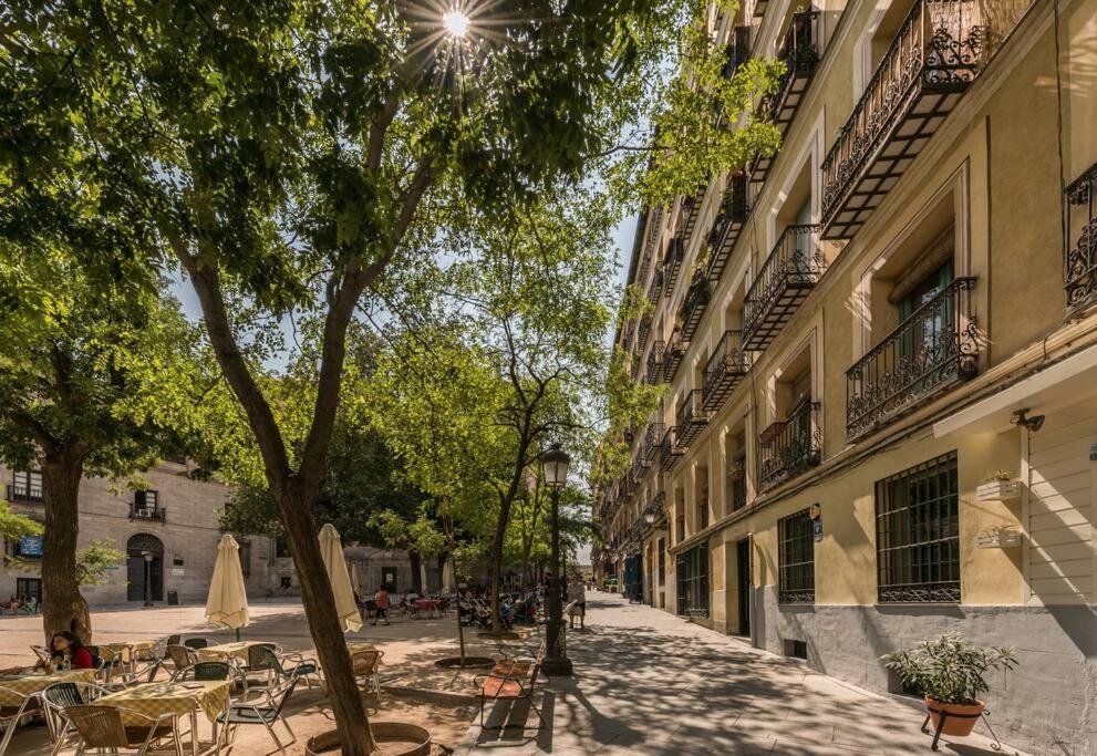 Piso De Lujo En Madrid Centro La Dolce Vita エクステリア 写真
